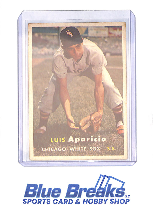 Luis Aparicio - 1957 Topps - Baseball - Chicago White Sox - # 7