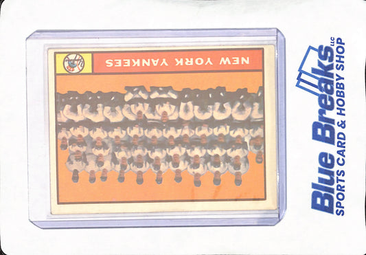 1961 Topps - New York Yankees Team Card - Baseball - #228