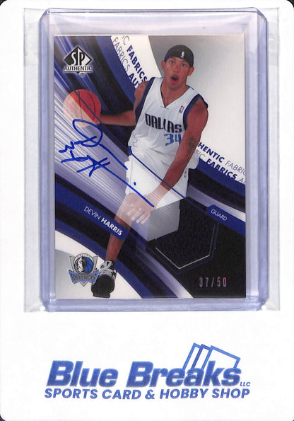 2005 Upper Deck - Devin Harris - #AAF-DE -  SP Authentic - Dallas Mavericks - Basketball - Relic - Autographed - 37/50