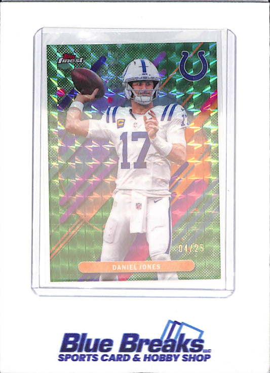 2025 Topps Finest - Daniel Jones - Green Geometric - 4/25 - Indianapolis Colts - Football - #235