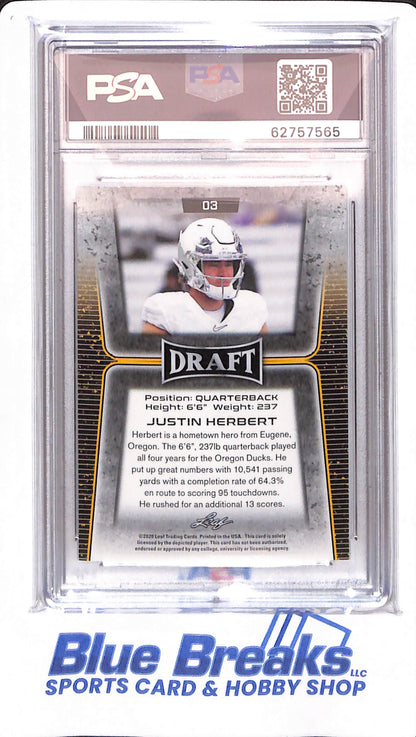 2020 Leaf Draft - Justin Herbert - # 3 - Football - Oregon Ducks - Los Angeles Chargers - PSA 10