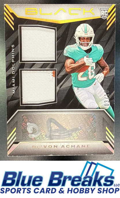 2023 Panini Black De'Von Achane #RSM-1 Rookie Signature Materials Dual Gold 03/10 RC Auto Miami Dolphins